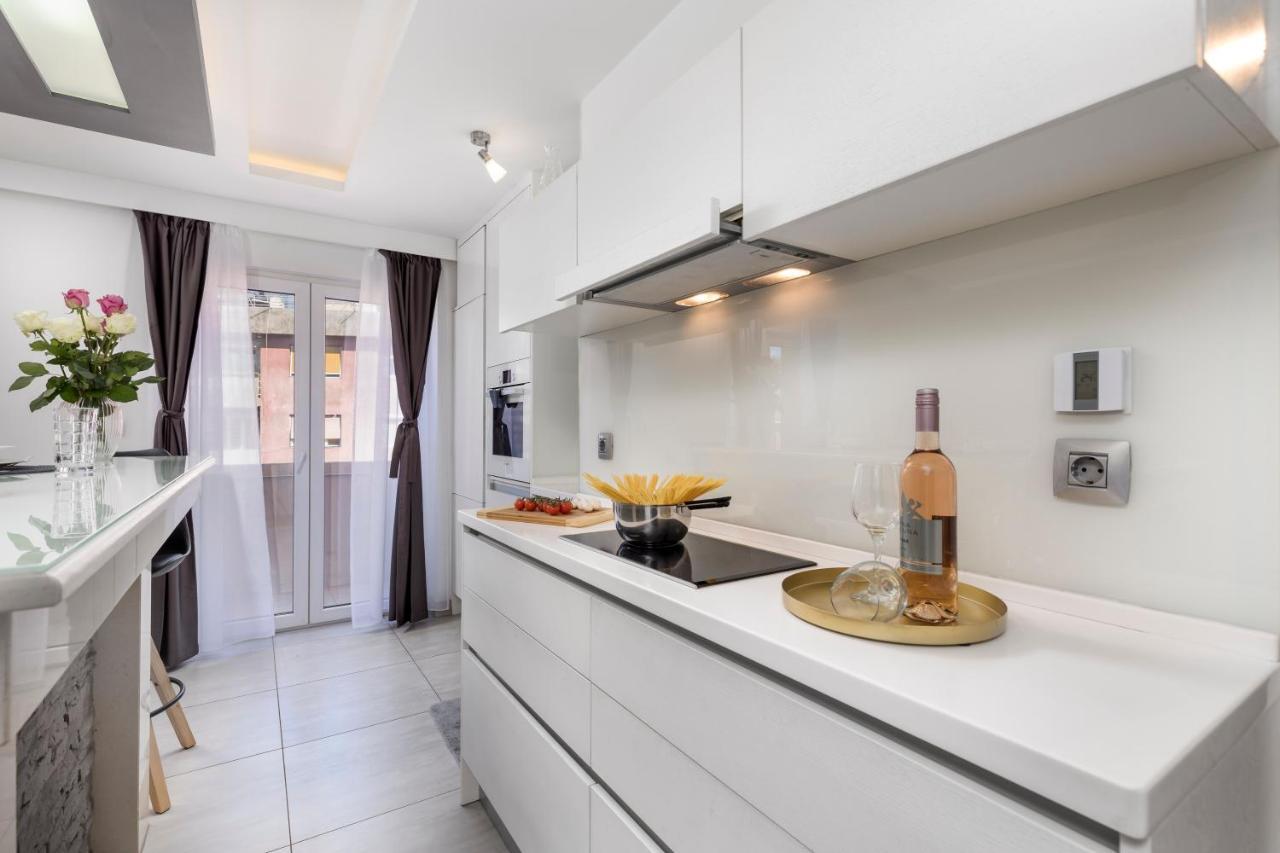Apartment Hana Rijeka Exterior photo